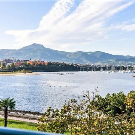 Grand Duplex 3 Etoiles Avec Parking A - Fr-1-2-358 Apartment Hendaye